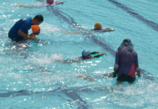 立冬ですが…イマージョン水泳 1年生