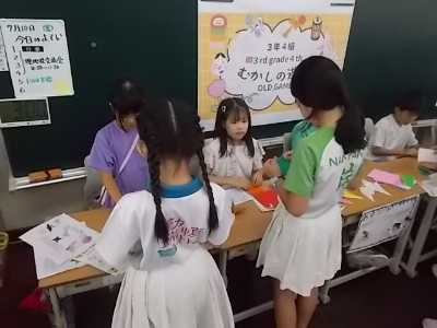 笑顔でつながる国際交流 3年生